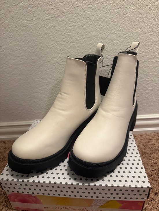Forever 21 Shoes - Forever 21 Cream Chelsea Boots with Black Lug Sole